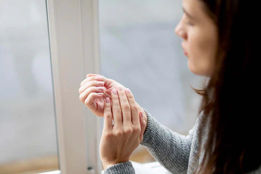12 Tips to Prevent Nail Polish Chipping