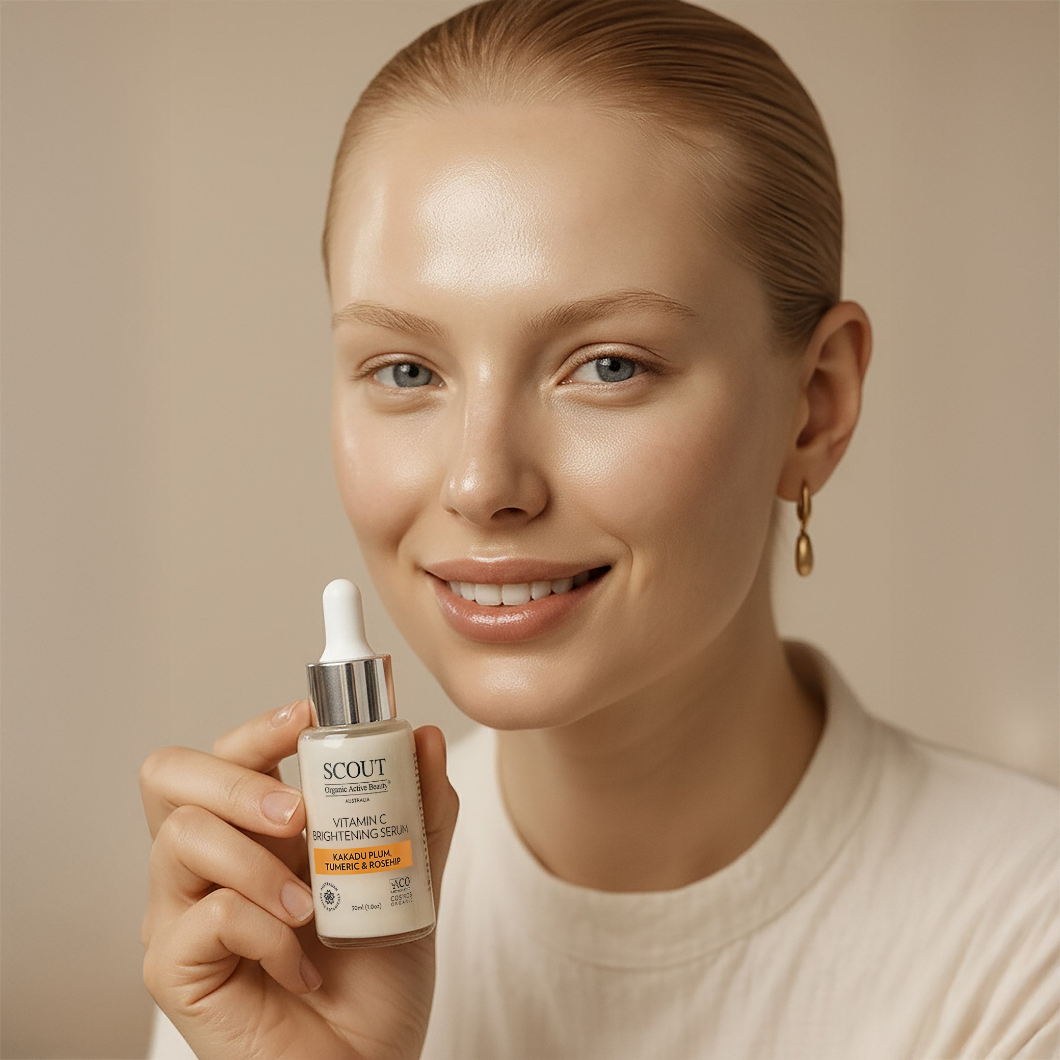 Vitamin C Brightening Serum with Kakadu Plum, Turmeric & Rosehip
