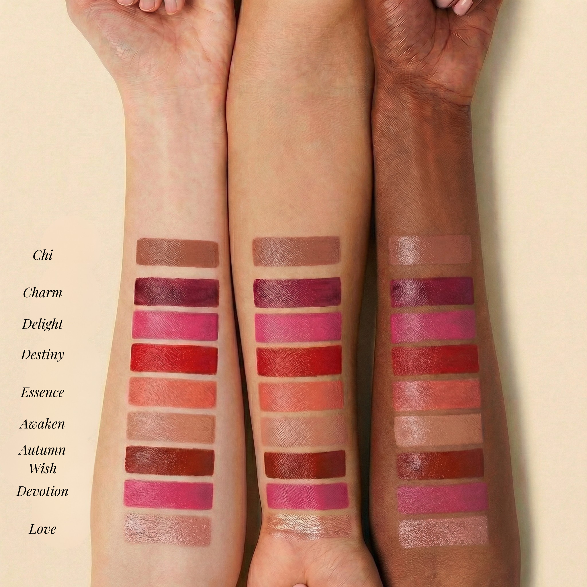 Pure Colour Lipstick with Camellia, Jojoba, Damask Rose & Shea Butter