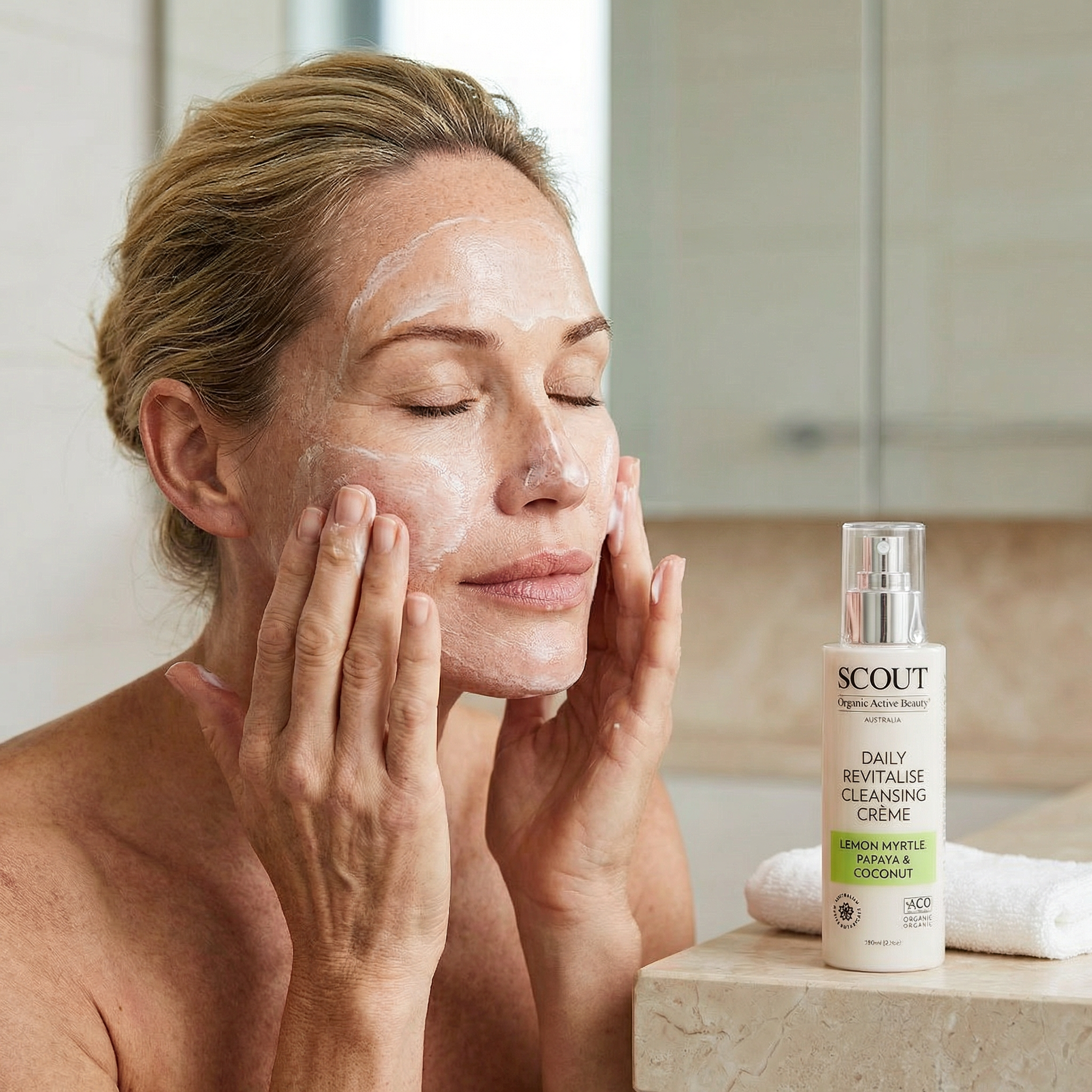 Daily Revitalise Cleansing Crème with Lemon Myrtle, Papaya & Coconut